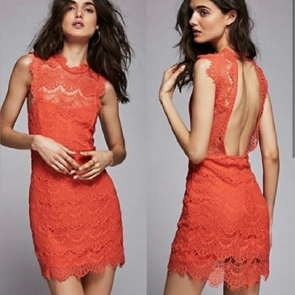 Free People “Daydream” Coral Lace Open Back Mini Dress – NWT (Size M)